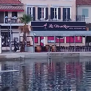 Hôtel La Vie En Rose avec SPA extérieur collectif gratuit Hotel